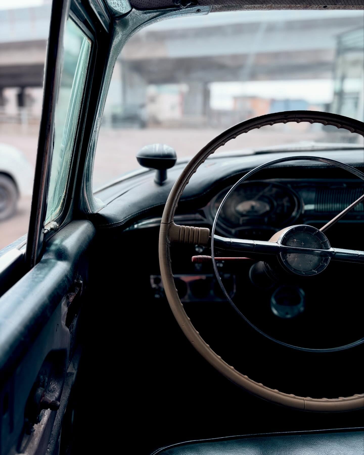 【全国納車可能🇺🇸】Delinquent Bros JAPANではビンテージカーの販売も行っております。こちらもLos Angeles仕入れ、現地で一台一台しっかり目で見た上で買付しております。もちろん在庫車以外にも現地にて探す事も可能🇺🇸
ベース車、カスタム車もご予算内で提案させて頂きます。まずはご相談下さい🤝⬛︎ 営業時間 : 11:00~19:00
⬛︎ 北海道札幌市白石区北郷9条7丁目10-2
⬛︎ 駐車場有
⬛︎ 定休日はInstagram固定投稿にてご確認下さい。#hodrod
#ビンテージカー
#デリンクエント
#非行兄弟
#札幌