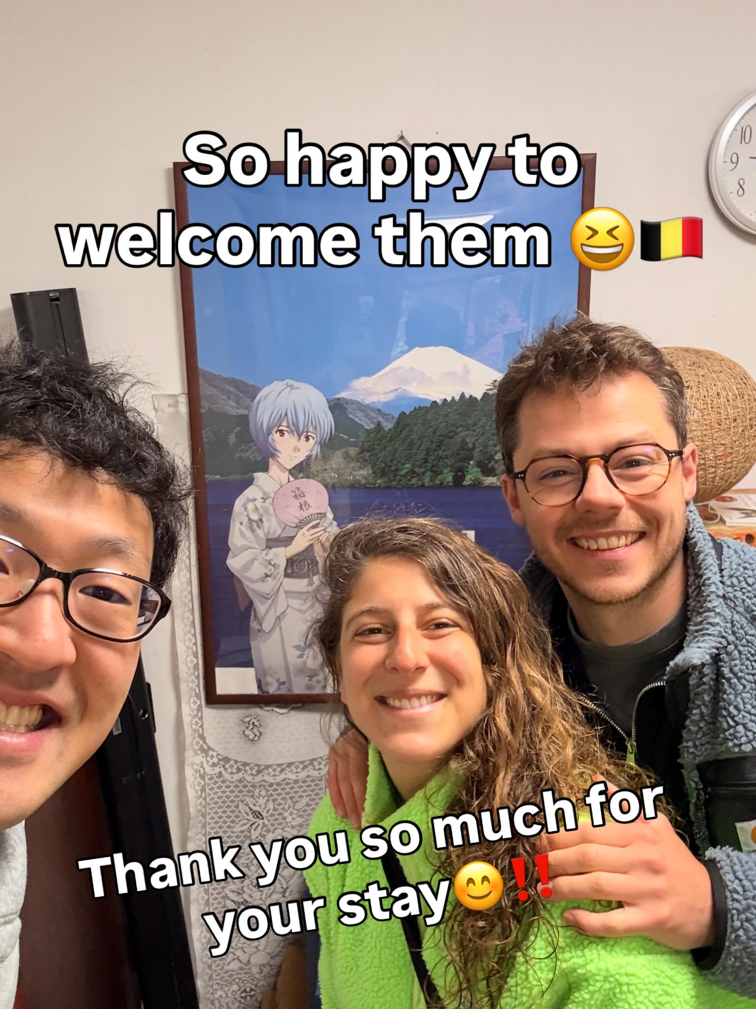 Friends of a lovely Belgian couple who stayed with us in September 2025 came to visit us this time 😆
They were recommended by their friends,
and we’re so happy this connection brought them here 🇧🇪✨
They enjoyed the tatami room, futon, and our private onsen,
and even had fun playing kendama together‼️
Stan & Marie, thank you so much for staying with us 😆
And Hugo & Flo, thank you for the recommendation 😊
We can’t wait to see you all again‼️
2025年9月にご宿泊いただいたベルギー人カップルのご友人が、今回泊まりに来てくれました😆
ご紹介でつながったご縁で、こうしてまた新しい出会いが生まれたことがとても嬉しいです🇧🇪✨
和室・お布団・貸切温泉を気に入っていただき、
けん玉も一緒に楽しんでいただきました‼️
Stan & Marie、泊まってくれてありがとう😆
そしてHugo & Flo、素敵なご紹介をありがとう😊
またみんなに会える日を楽しみにしています‼️
#hakone
#japantravel
#onsenexperience
#hakonestay
#hiddenjapan