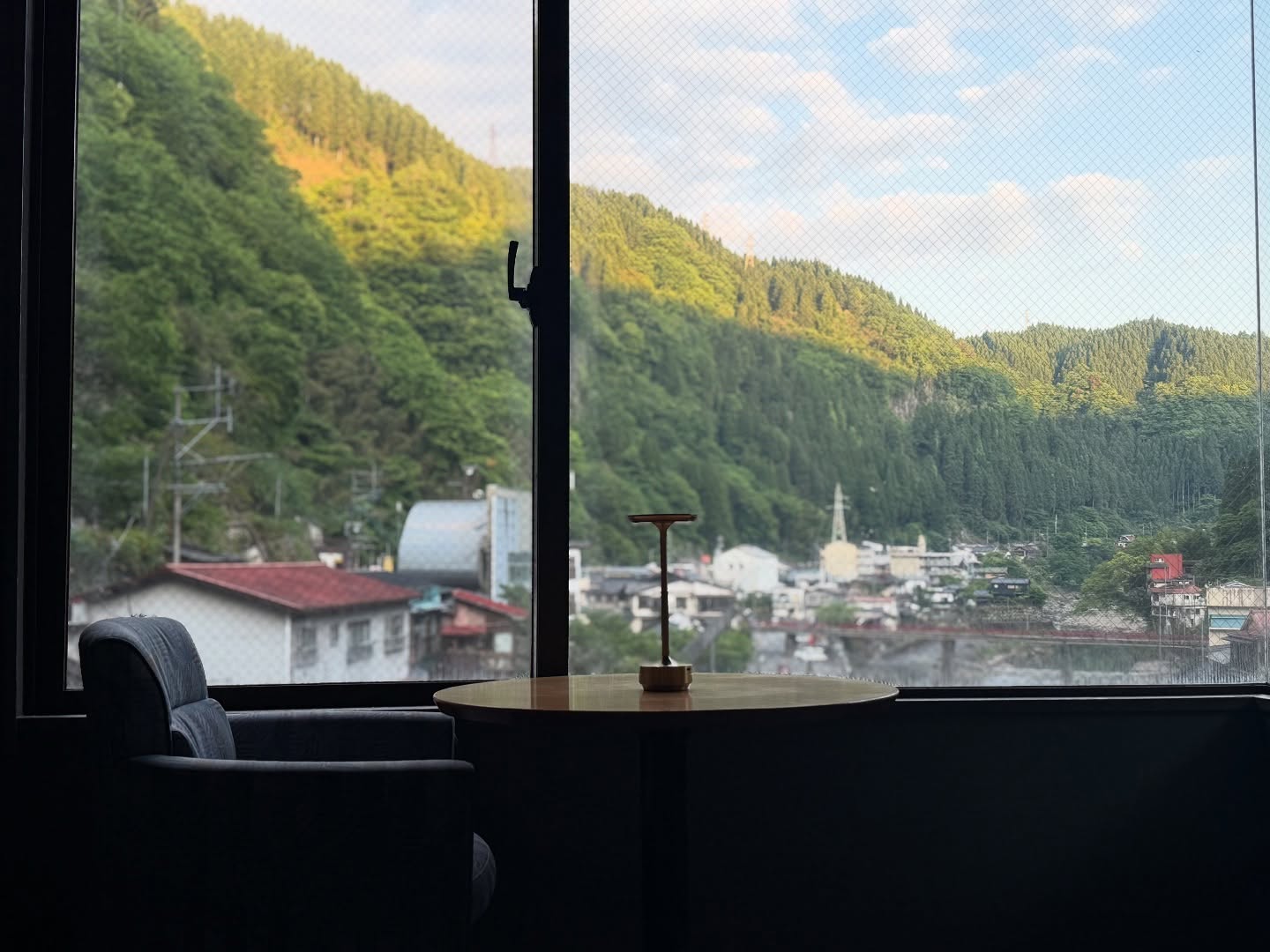 .
別館大自然の過ごし方
.
湯けむりと山々を眺め、ゆっくりと会席をいただく時間
.
#つえたて温泉ひぜんや #杖立温泉 #杖立 #ひぜんや #杖立温泉ひぜんや #熊本 #大分 #阿蘇 #小国 #阿蘇観光 #日田 #温泉旅行 #九州旅行 #熊本旅行 #一人旅 #熊本観光 #旅行 #家族旅行 #大分観光 #県境 #露天風呂 #九州の温泉 #吉祥の湯 #県境 #hizenya